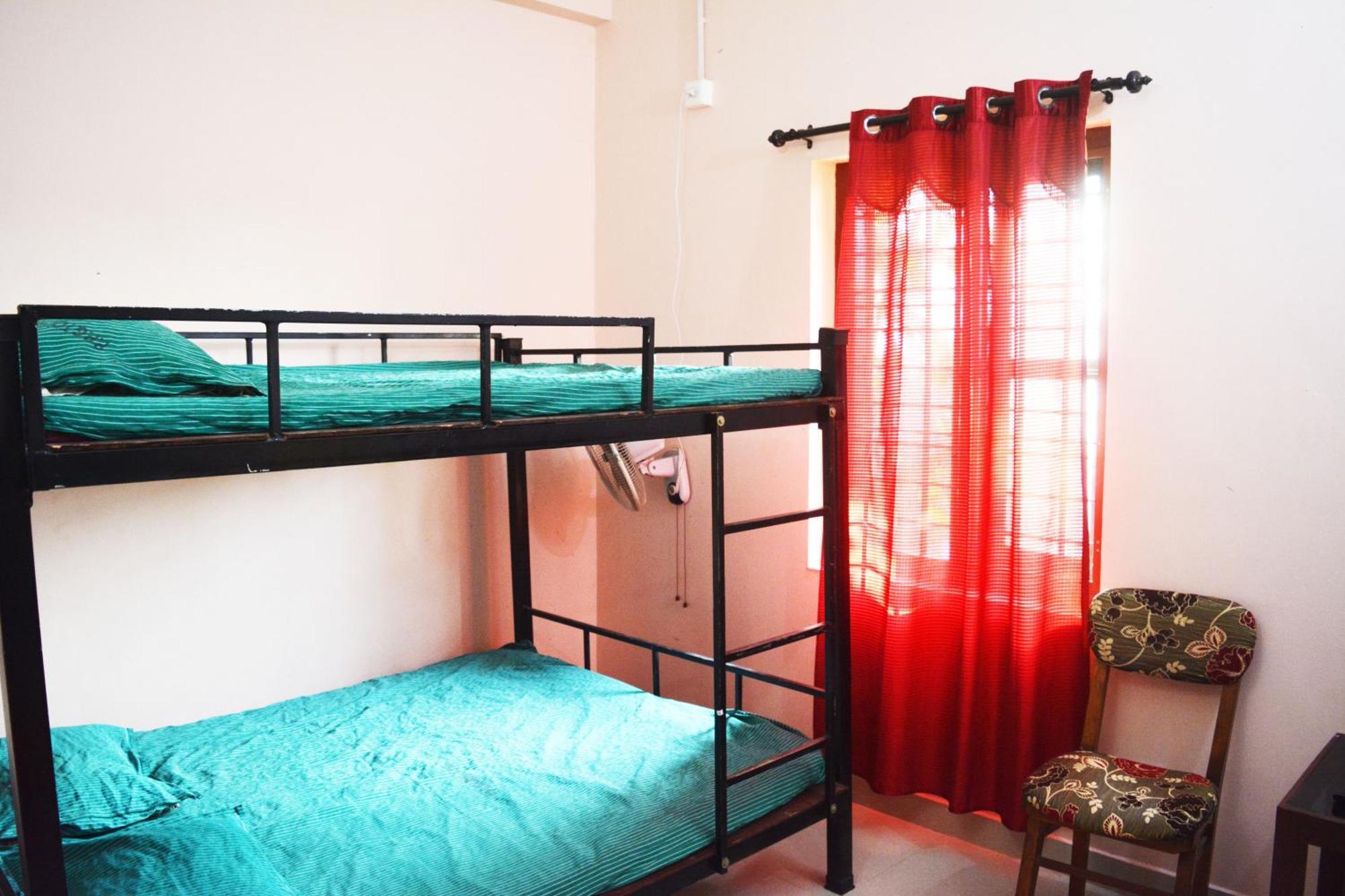Ppg Tourist Home Chottanikara Luaran gambar